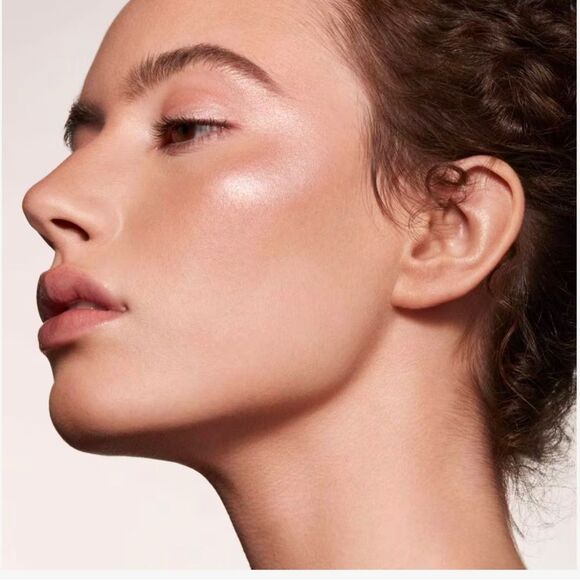 NIB- KILLAWATT FREESTYLE HIGHLIGHTER- SHADES: LIGHTNING DUST/ FIRE CRYSTAL - Picture 4 of 12